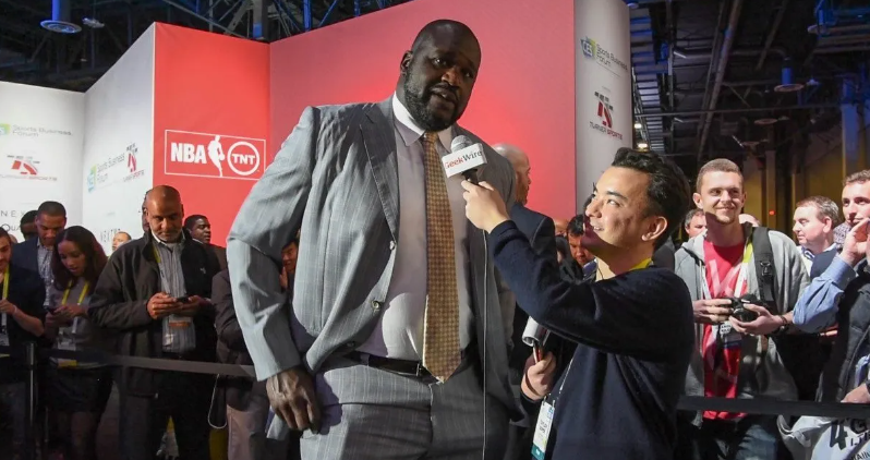 how tall is shaq