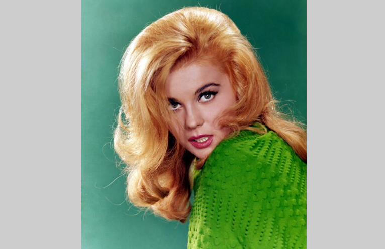 how old was ann margret in viva las vegas