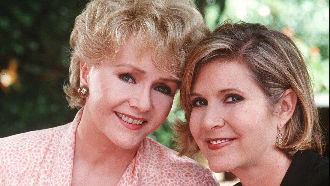 how many children does debbie reynolds have