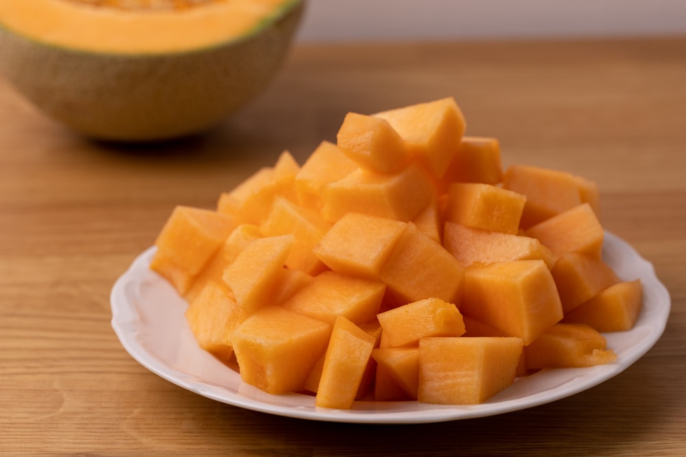 how to tell if cantaloupe is bad