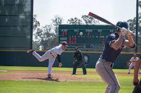 how many innings is college baseball