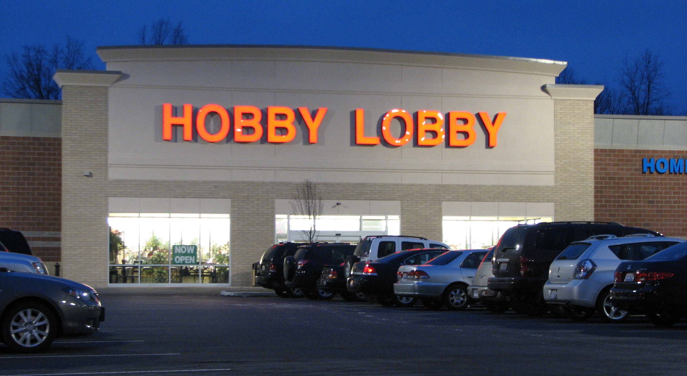 hobby lobby hiring age