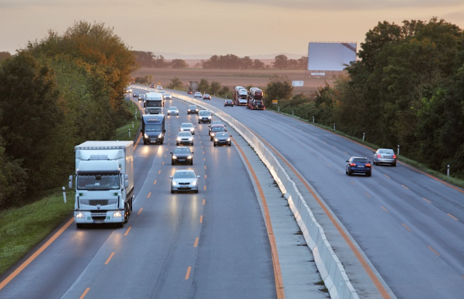 what side of the road does canada drive on