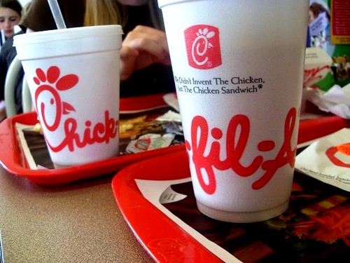 how many ounces is a large chick fil a cup