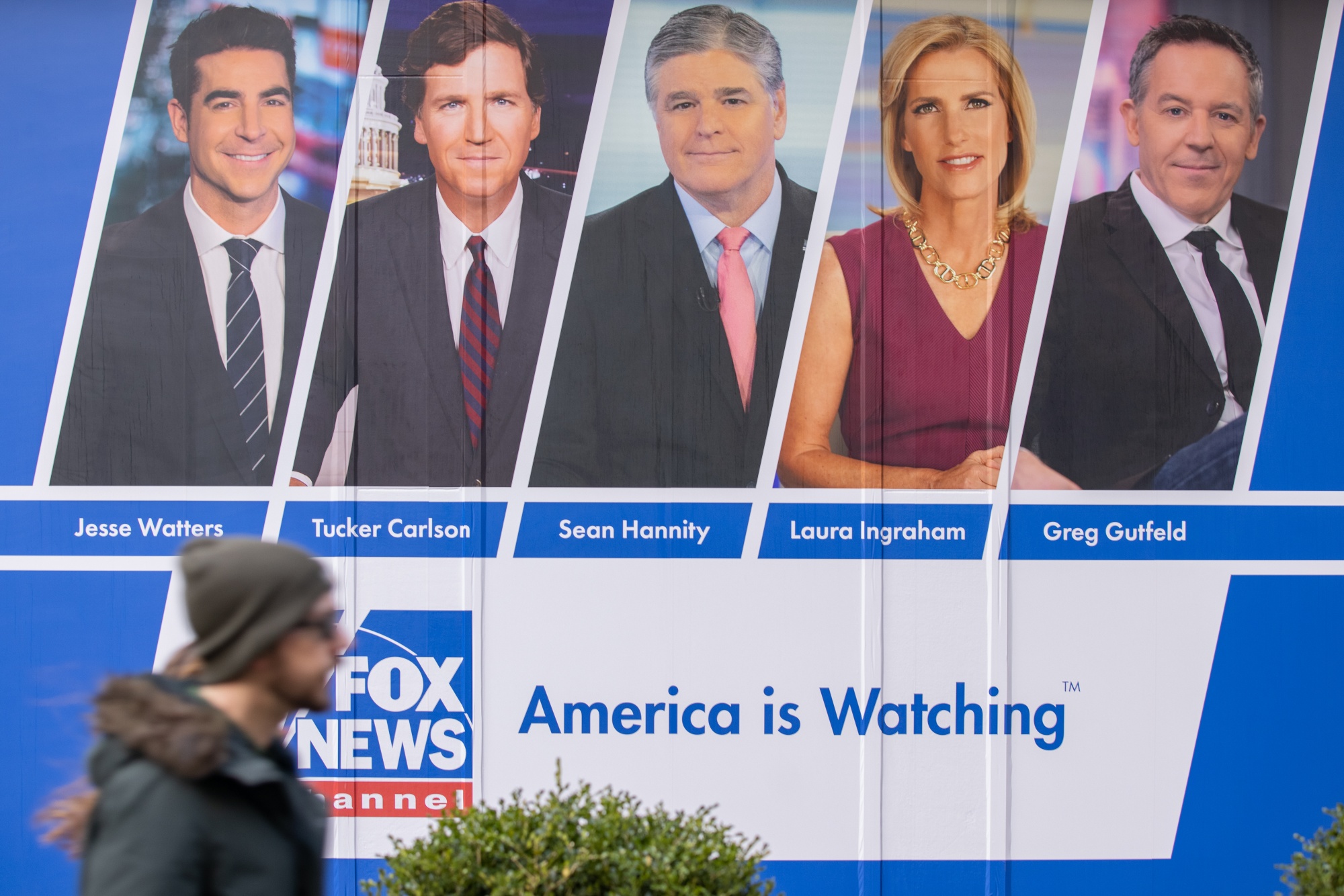 salaries of the five on fox news