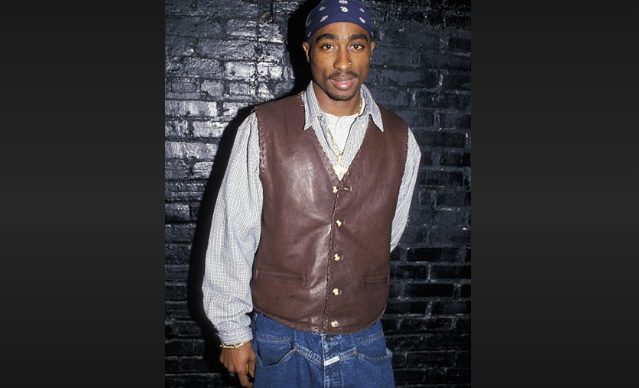 tupac height in feet