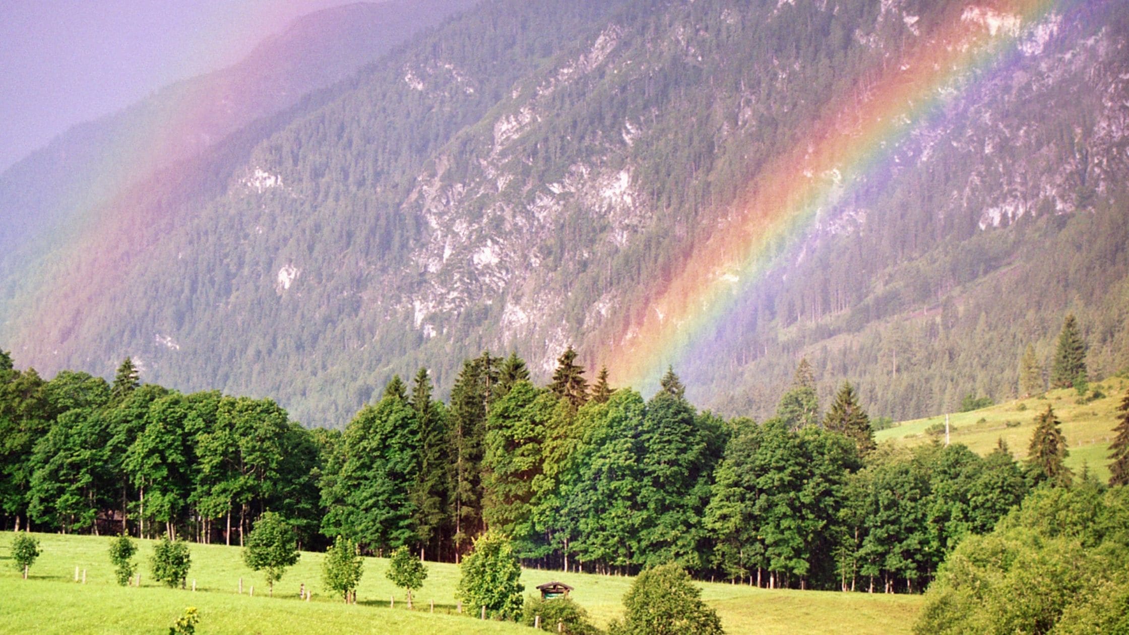 seeing a rainbow meaning